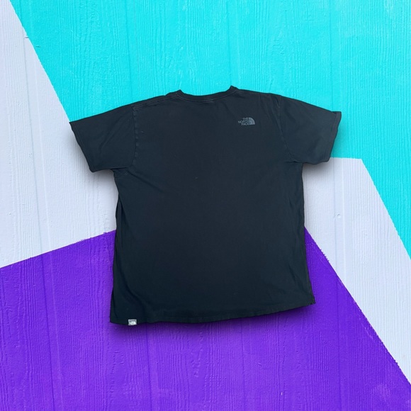 Mens North Face Black Tshirt - Picture 4 of 4